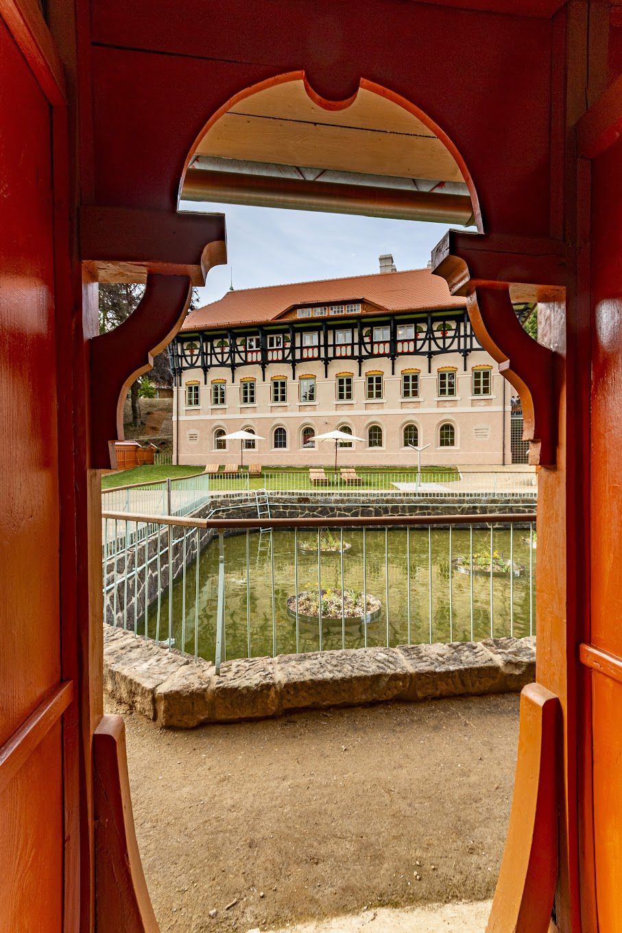 Pohľad na Vodoliečebný ústav, v ktorom je aj...