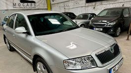Škoda Superb 2,5 V6 TDI Elegance - 2006