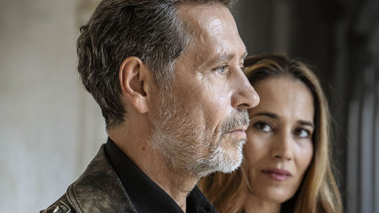 Pavel Kříž, Jana Kolesárová v seriáli  Lovec. 