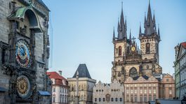 Epidémia v Česku naberá na obrátkach. Ministerstvo vyzýva turistov, aby sa krajine vyhli 