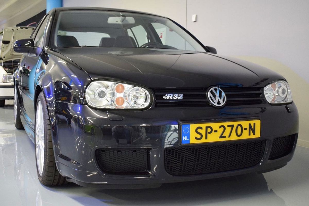 Nádherný Golf R32 nedával svoju divokú DNA...