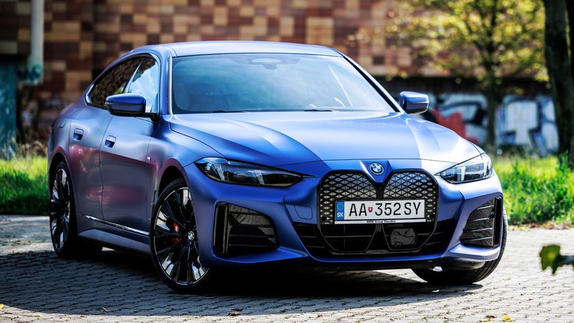 BMW i4 xDrive je v podstate klasické BMW. Len v...