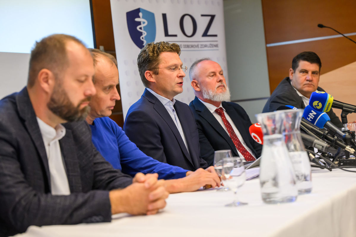 LOZ / Lekárske Odborové Združenie / Miroslav...