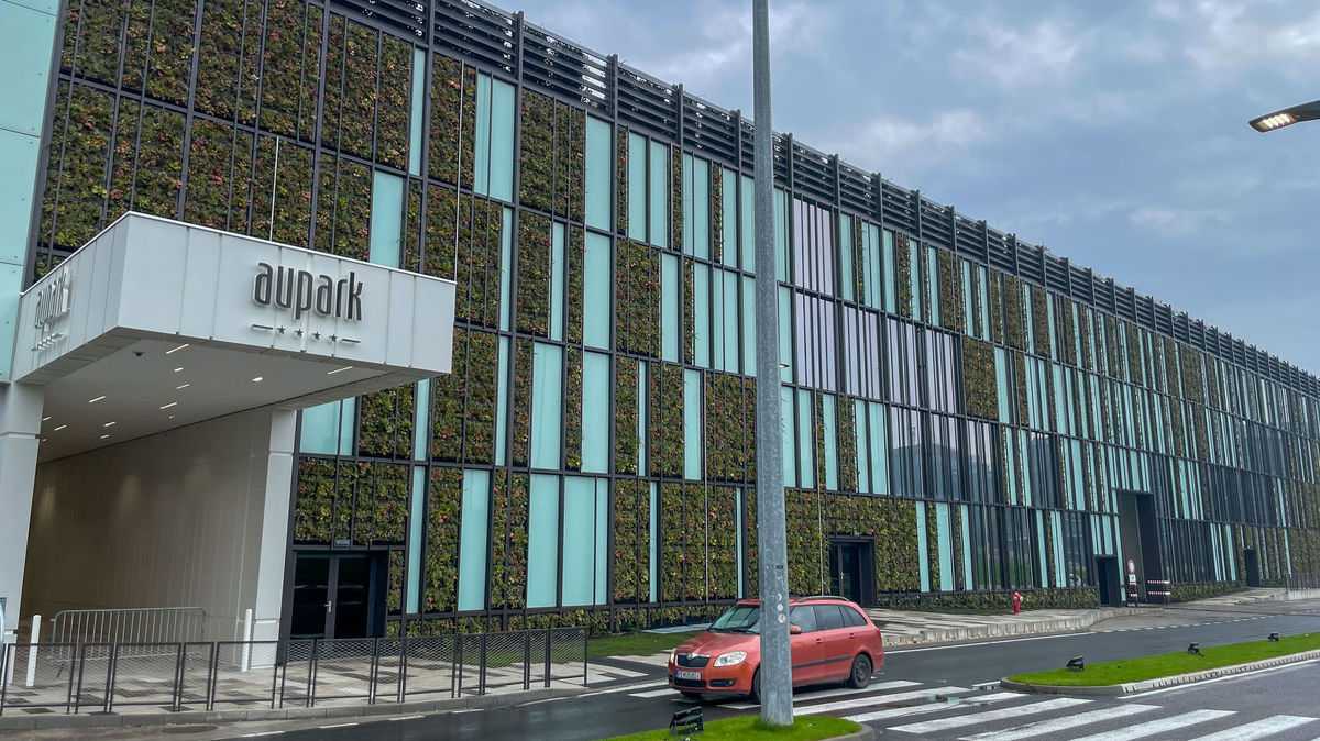 Zelená prístavba bratislavského Auparku...