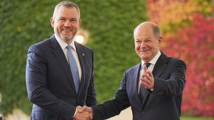 Nemecký kancelár Olaf Scholz víta slovenského...