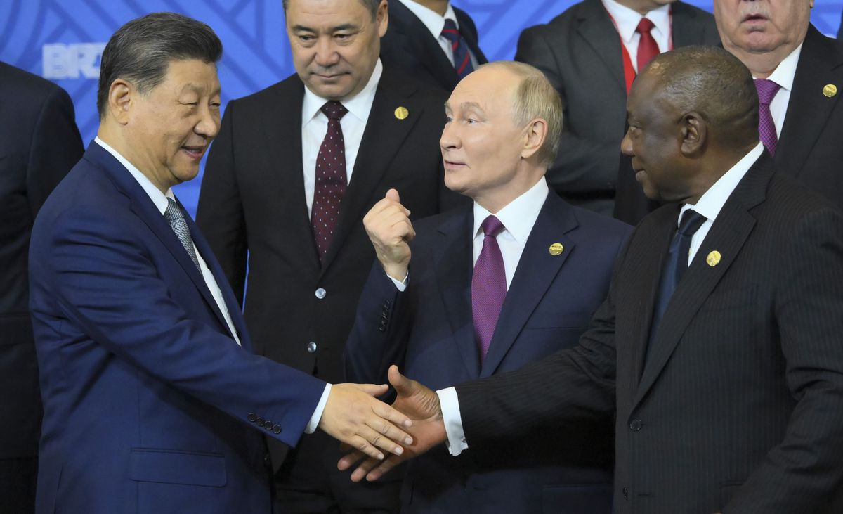 Ruský prezident Vladimir Putin, čínsky...