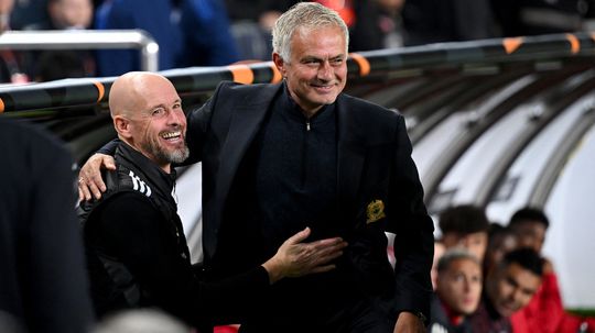 Odvolanie Ten Haga sa už priam pýta. Mourinho dokázal udržať na uzde United, pomohli šialené riešenia