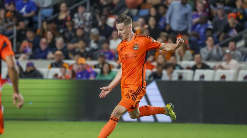 24. Ján Greguš - Houston Dynamo, USA
 Ročný...