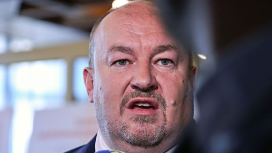 Iba dve vety... SZĽH odpovedá ministrovi Huliakovi