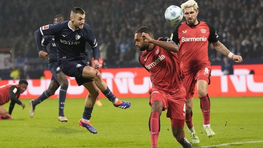 Bochum so Slovákom Berom prekvapil obhajcu titulu. Bayern natiahol víťaznú sériu