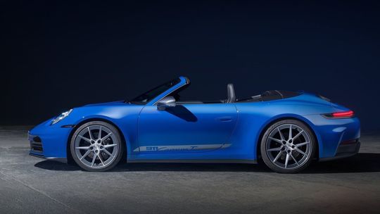 Porsche 911 Carrera T 2025