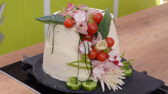 Aj slaná torta od Evky sa dočkala pochvaly. 