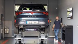 Servisná miestnosť - CUPRA Garáž Porsche...