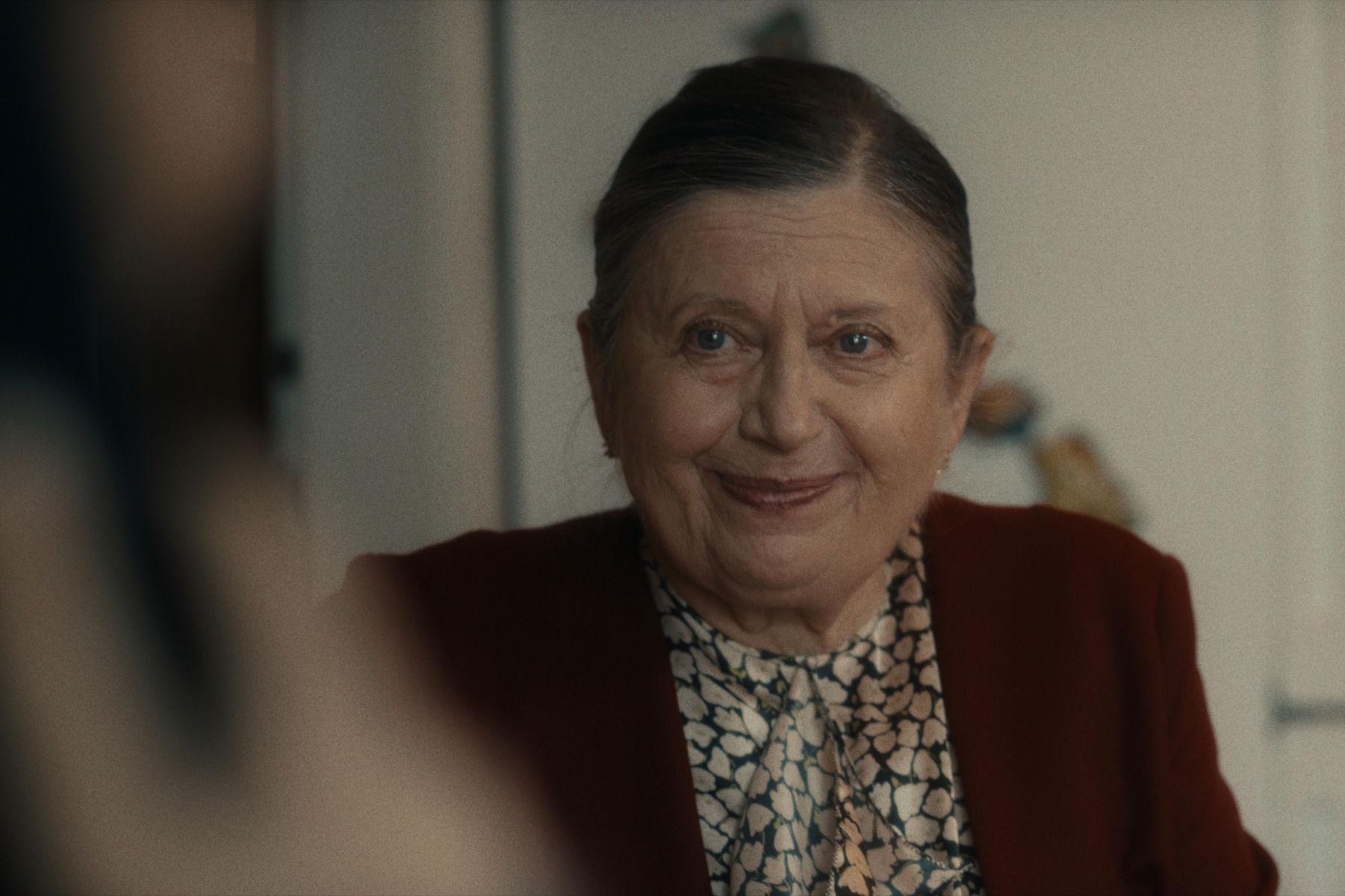 Zuzana Kronerová ako svokra vo filme Rok vdovy.