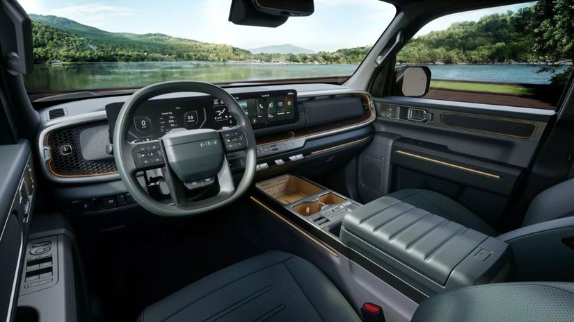 V interiéri pripomína Tasman skôr luxusné SUV...