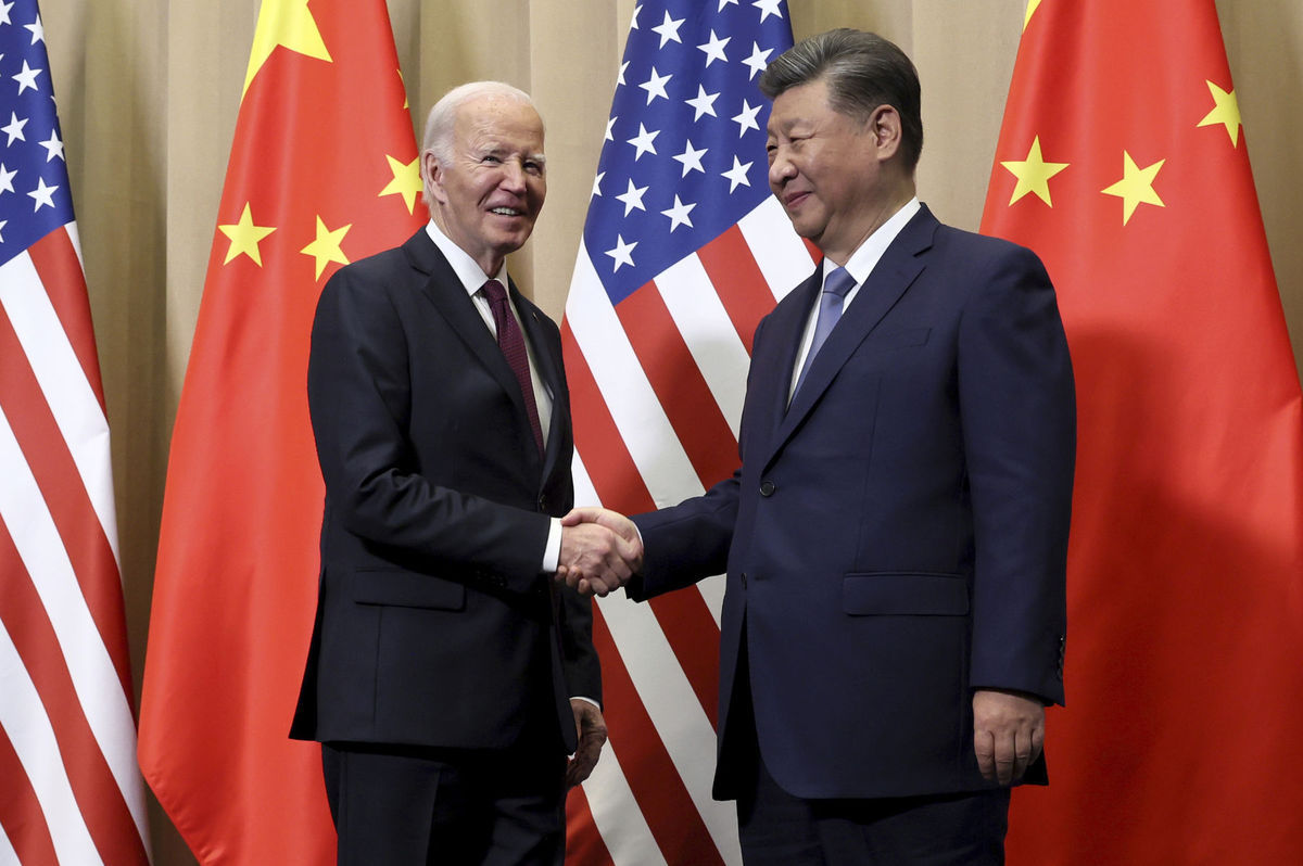 Joe Biden, Si Ťin-phing