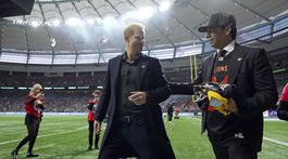 Princ Harry na finále Grey Cupu vo Vancouveri.