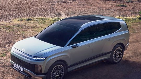 Hyundai Ioniq 9 - 2025