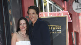 Herec Ralph Macchio a jeho partnerka Phyllis...