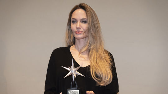 Americká herečka Angelina Jolie na 42. ročníku...