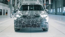 BMW iX3 Neue Klasse - výroba prototypov 2024