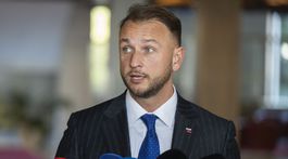 Šutaj Eštok „kontumačne“ prehral súd s čurillovcami, musí im zaplatiť vysoké odškodné. Minister reagoval