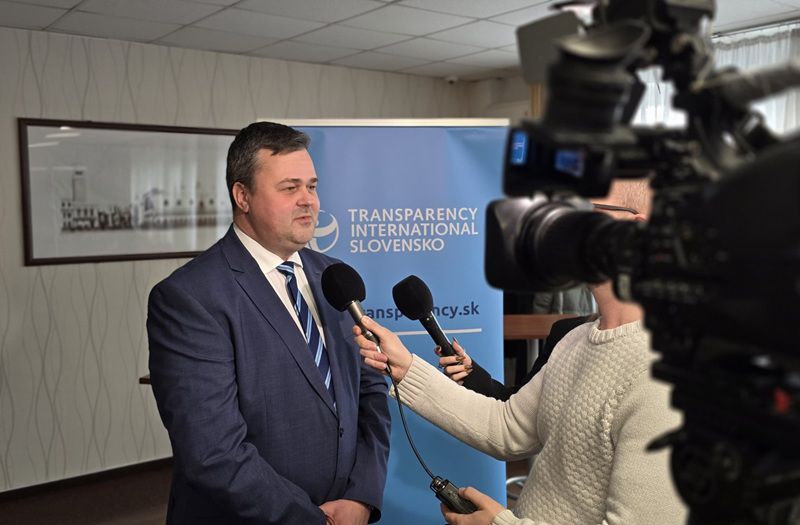 Generálny riaditeľ ZSSK Peter Helexa prevzal...