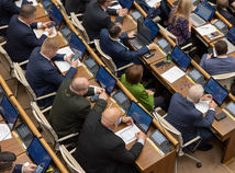 parlament, rokovanie, Rudolf Huliak,