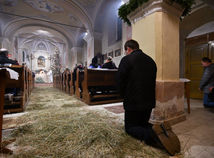 Omša / Kostol / Náboženstvo / Veriaci / Church / Religion /