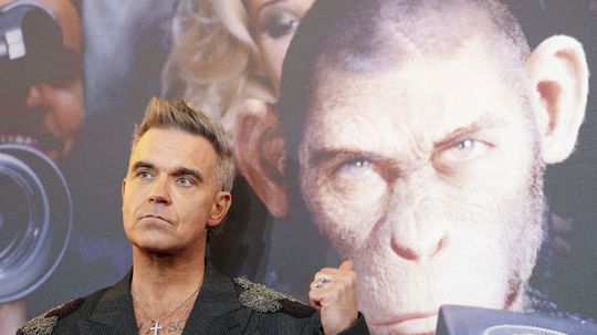 Spevák Robbie Williams je v novom filme Better...