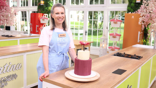 Torta od Danky v 9. kole šou Pečie celé...