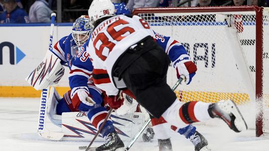 New Jersey si zastrieľalo na ľade Rangers. Tatar však pri kanonáde nebol