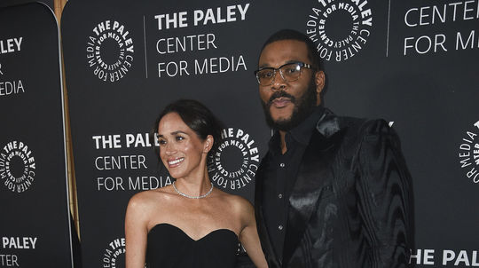Vojvodkyňa Meghan a Tyler Perry na poduajtí...