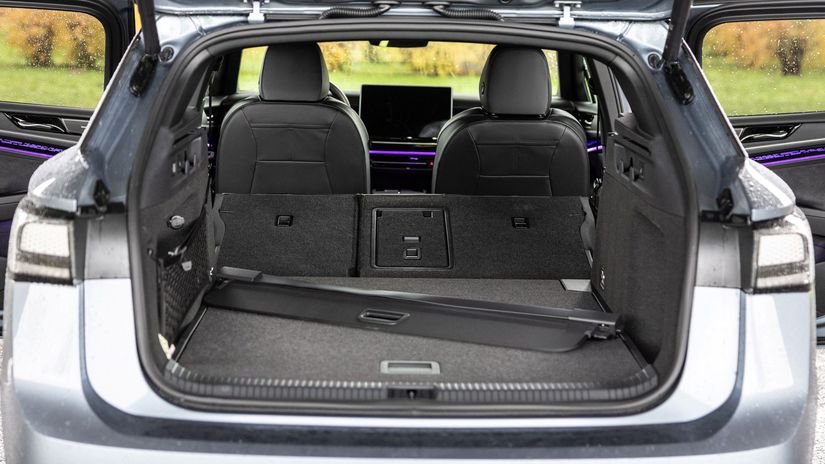 Kufrom síce ID.7 klasický Passat neporazilo, no...