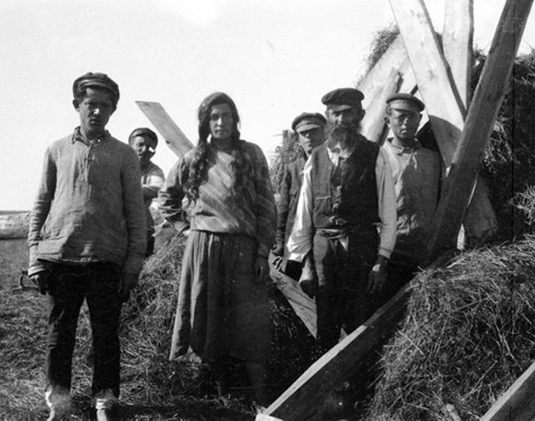 Osadníci v kolónii Larindorf. Rok 1926.