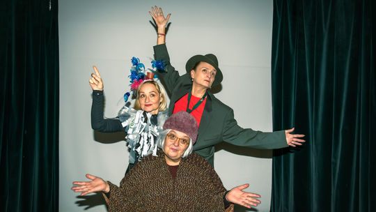 Skvelé komičky Zuzana Martinková, Oľga Belešová...