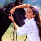 pavlina-porizkova-nestandard1