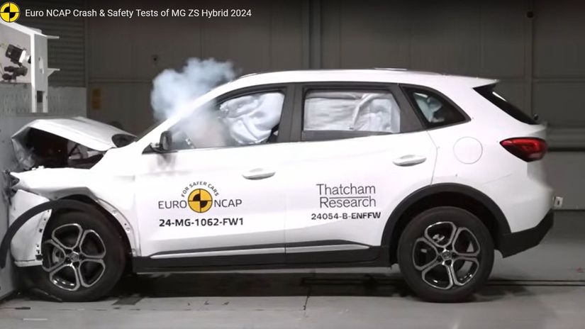 Renault 5 E-Tech patril k dvom autám kola,...