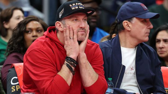 Ovečkin dostane oslavu, akú si zaslúži. Gretzky, Bettman a majiteľ Capitals už diskutujú o prekonaní rekordu