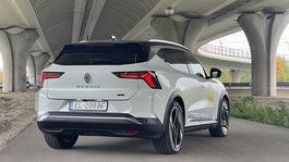 Renault Scenic E-Tech (2024)