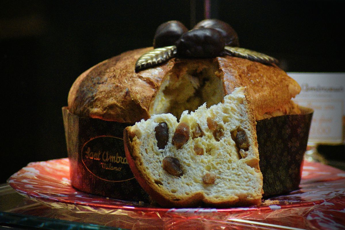Pôvod panettone siaha do 9. storočia.