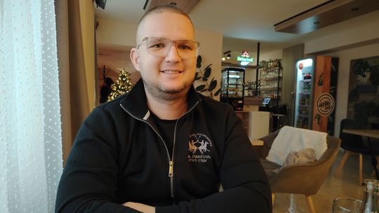 Pavel Šarina je napriek sluchovému postihnutiu...