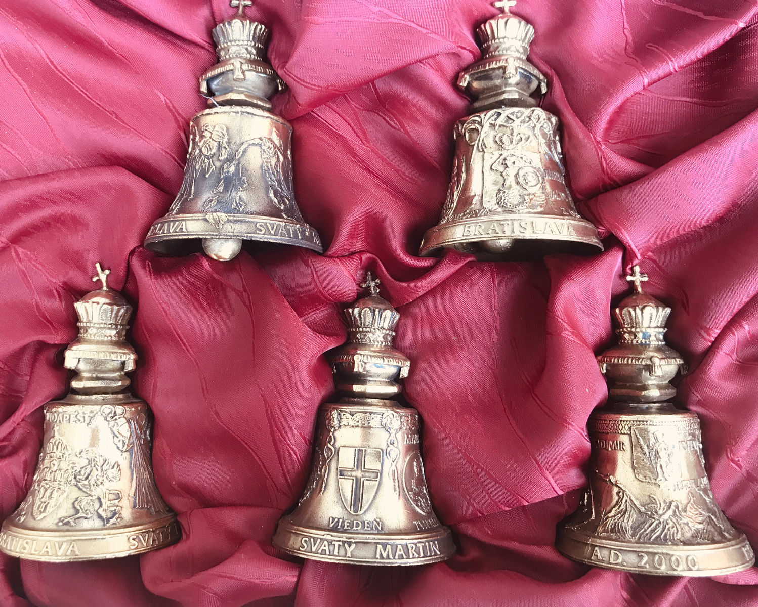 Sada zvončekov pre Bratislavu.