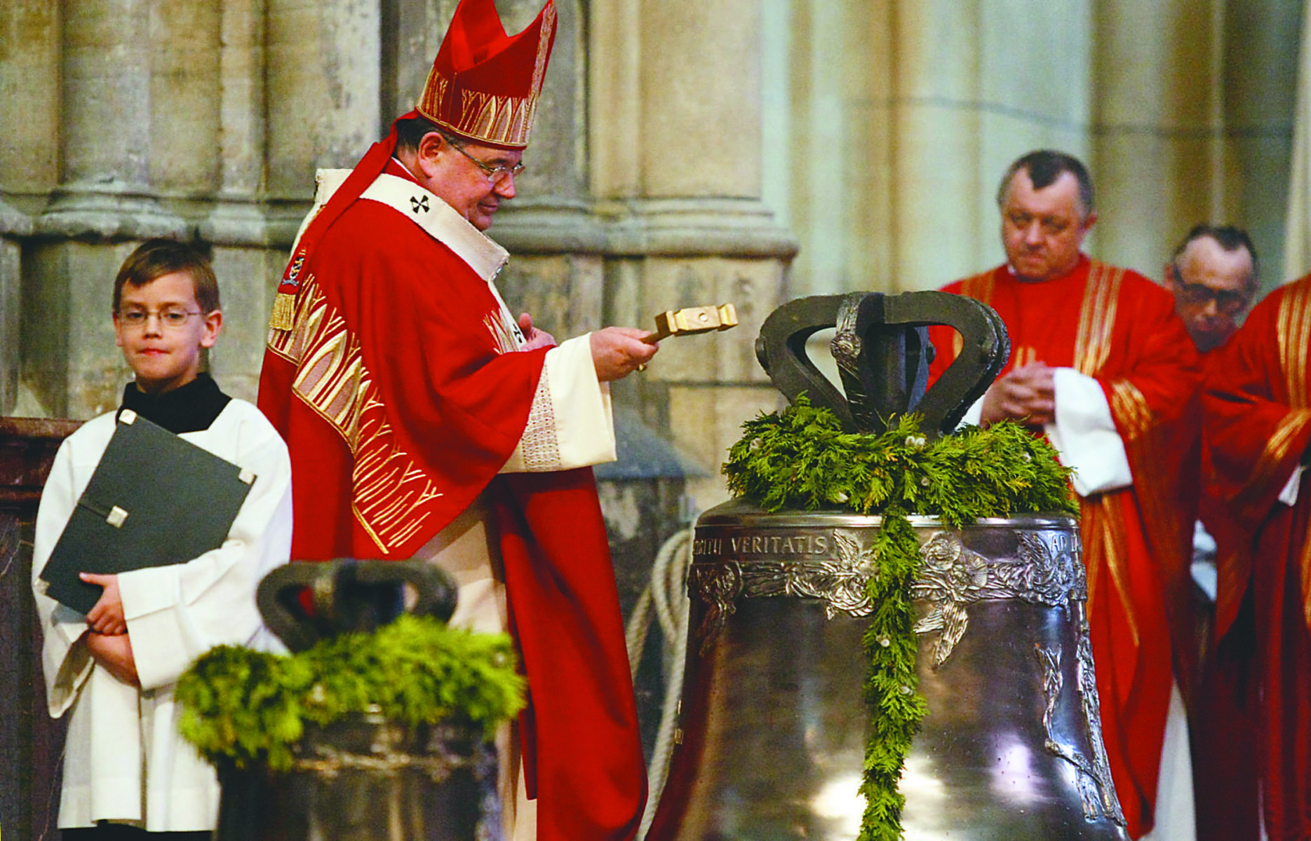 Žehnanie novému zvonu