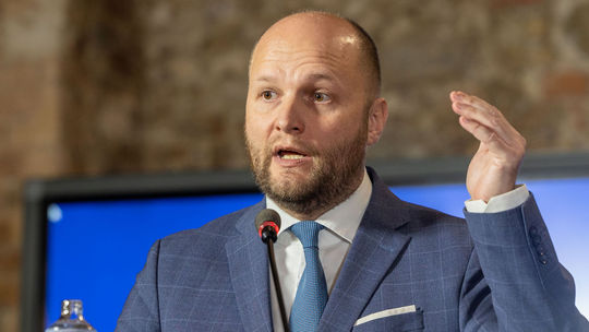 Demokrati: Pakt Fica a Orbána stojí 250 miliónov eur a hrozí strata ďalších 200 miliónov ročne