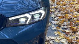 BMW 330e xDrive (2024)