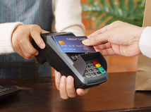 transakcia, platba kartou, terminál