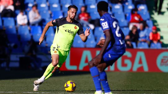 Mallorca s Greifom a Valjentom stúpa.  Atlético Madrid umlčalo Barcelonu v nadstavenom čase