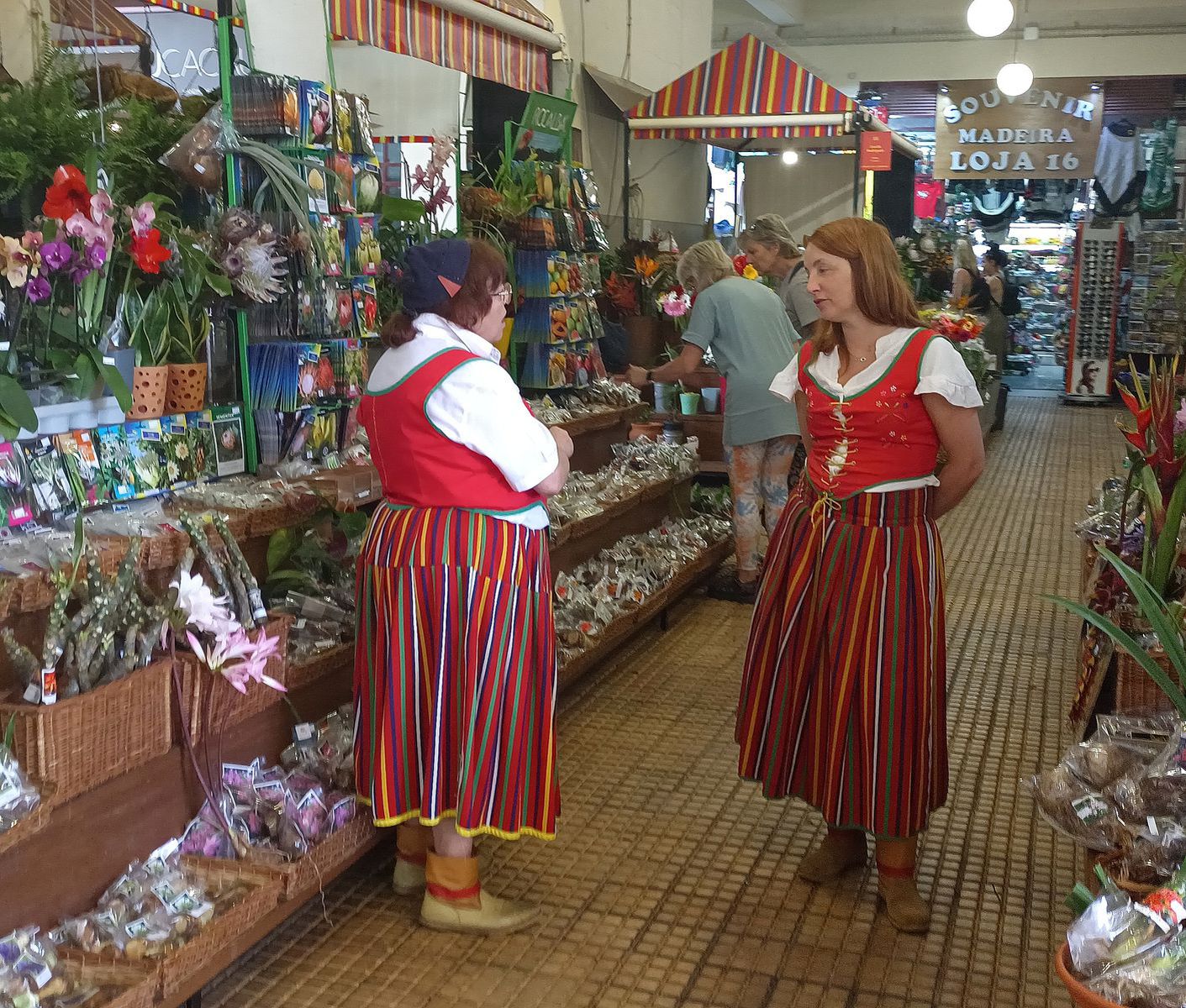 Ženy v typickom madeirskom kroji