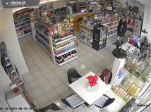 SR polícia benzínka Dunajská Streda incident TTX